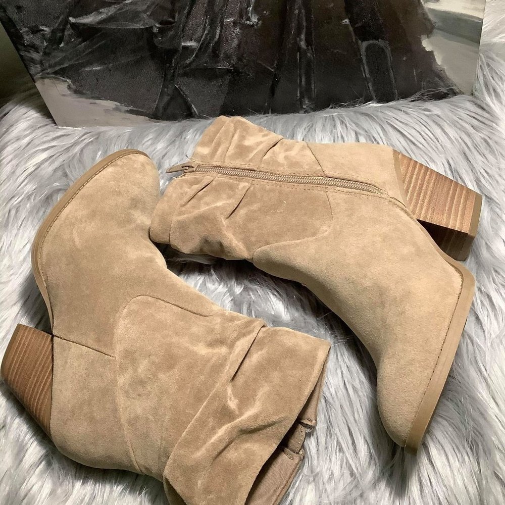 Women's Cianna Heeled Slouch Bootie - Picture 3 of 5